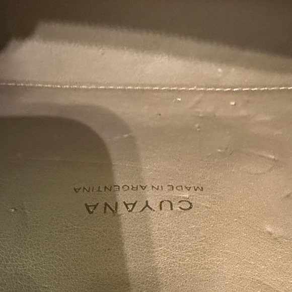 Cuyana Elegant Gray Leather Women's Bag - Picture 2 of 5